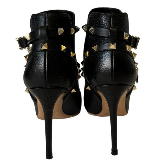 Valentino Garavani Black Pebbled Leather Rockstud Ankle Boots Size 40 Gold Studs - Picture 6 of 14